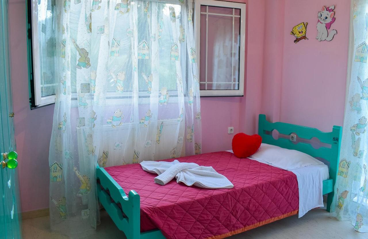 Vicky'S Village Private House Fiolítis 外观 照片